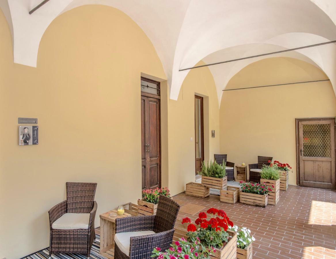 La Canonica - charming self-catering apartments in Nizza Monferrato Esterno foto