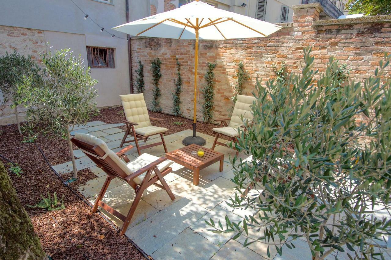 La Canonica - charming self-catering apartments in Nizza Monferrato Esterno foto